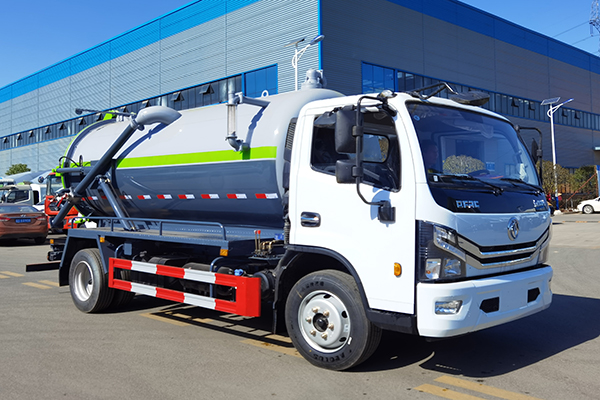 Dongfeng Dorica 10m³ sewage suction truck