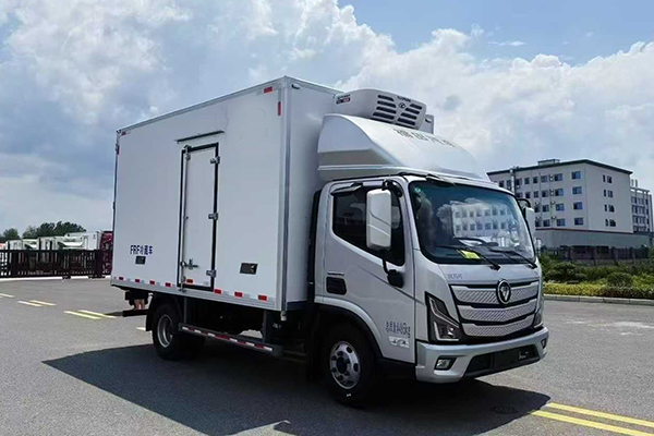 Foton Aumark 4.2-meter refrigerated truck