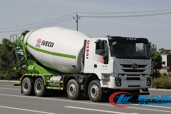 SAIC Hongyan 8cubic concrete mixer truck