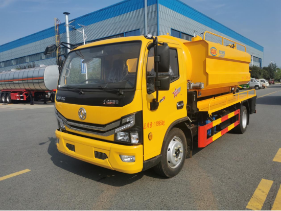 Dongfeng Dolica 10-cubic-meter Cleaning and Sewage Suction Truck
